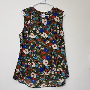 CAbi Women’s Chiffon Sleeveless Blouse Size M Semi-Sheer Floral Print Style 3981